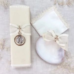 Kit de Bautizo Vela Rectangular Concha Fe Bautizo – SAGRADA FAMILIA