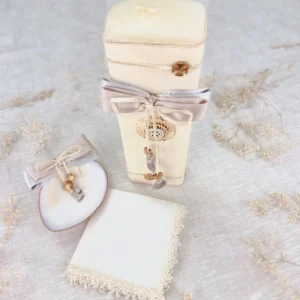 Kit de Bautizo Vela Rectangular Concha Natural Fe de Bautizo – ANGELITO